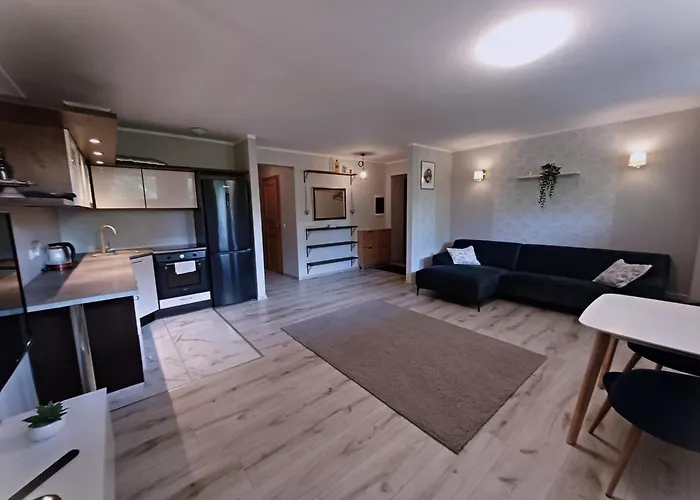 My Apartement, 3 Tuba, Privaatne Sissekaeik